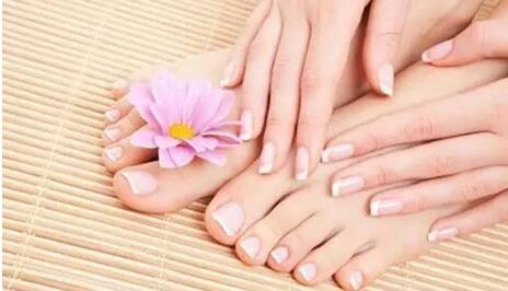 保养双足的皮肤的几种方法